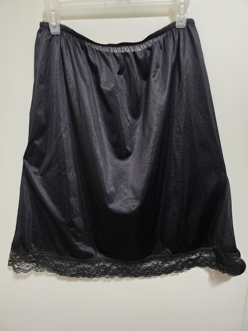 VTG 70s Black Nylon Half Slip Skirt Lace Trim Made in USA Plus Size 22 / 24 2X 3